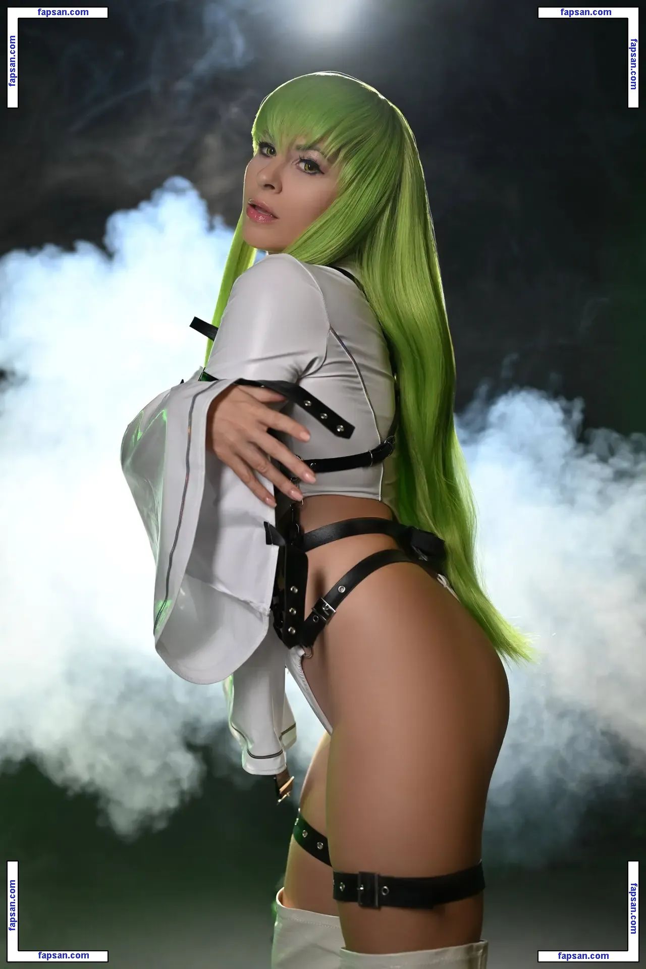 Yunakairi nude photo #0263 from OnlyFans