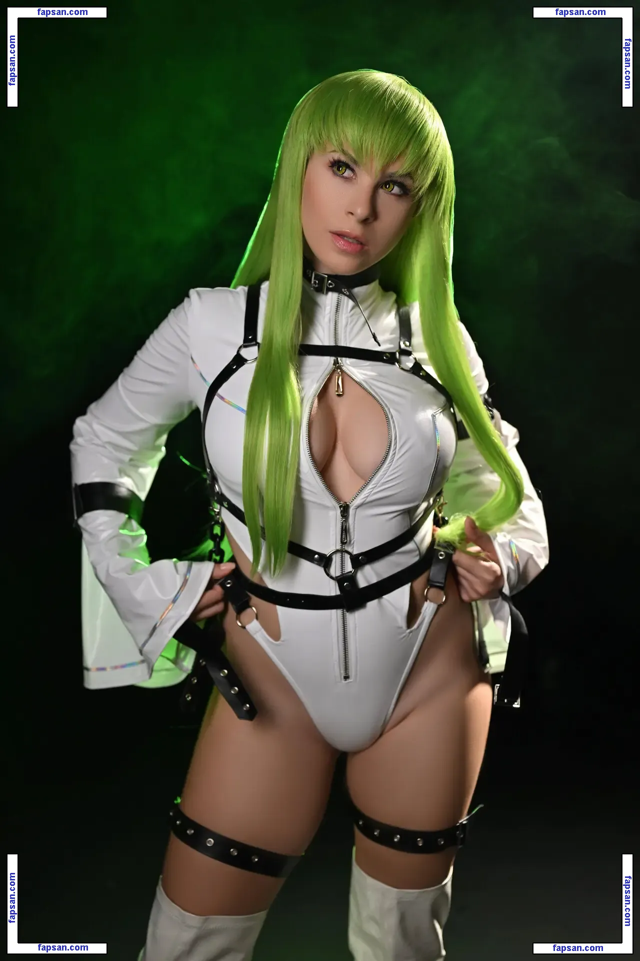 Yunakairi nude photo #0265 from OnlyFans