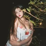 yuniyuning голая #0010