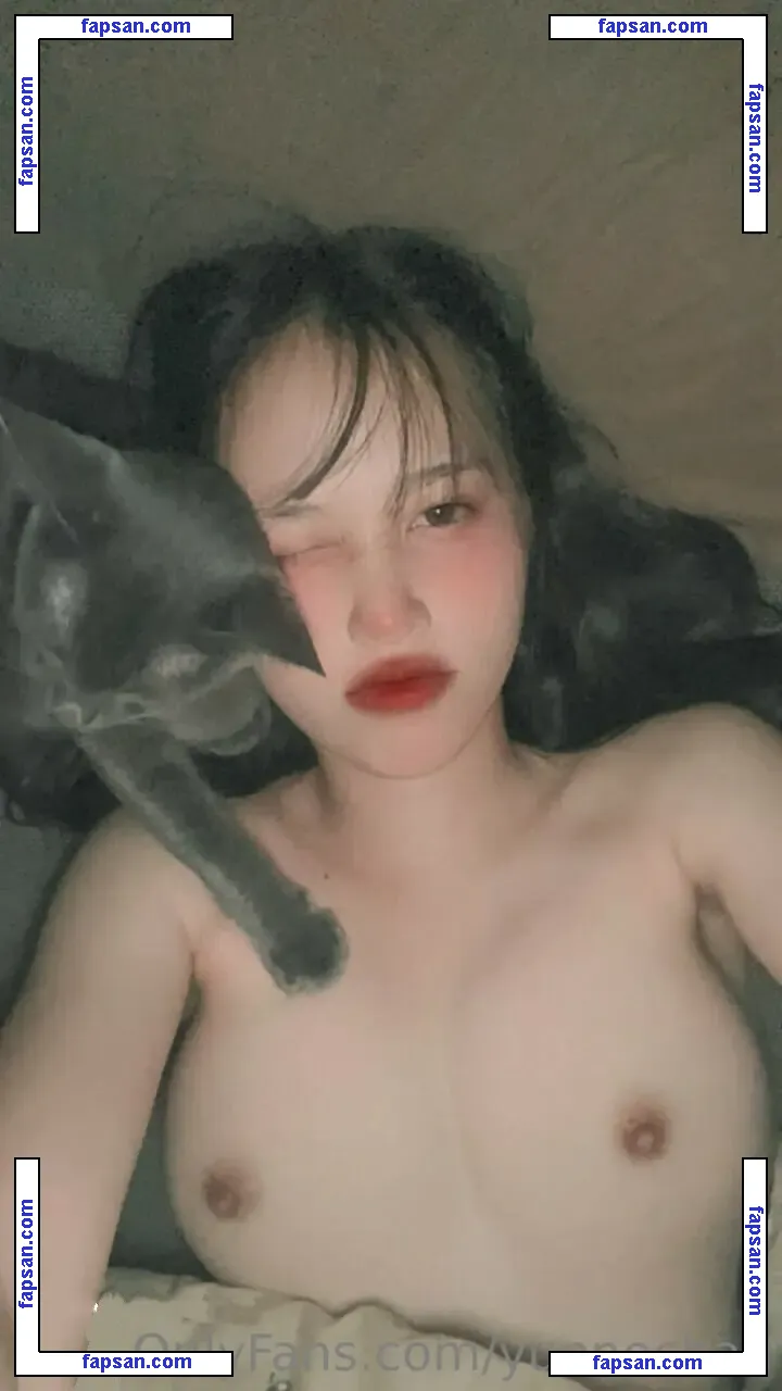 yunnechan / L00KPEARO3 / yunne.uwu nude photo #0023 from OnlyFans