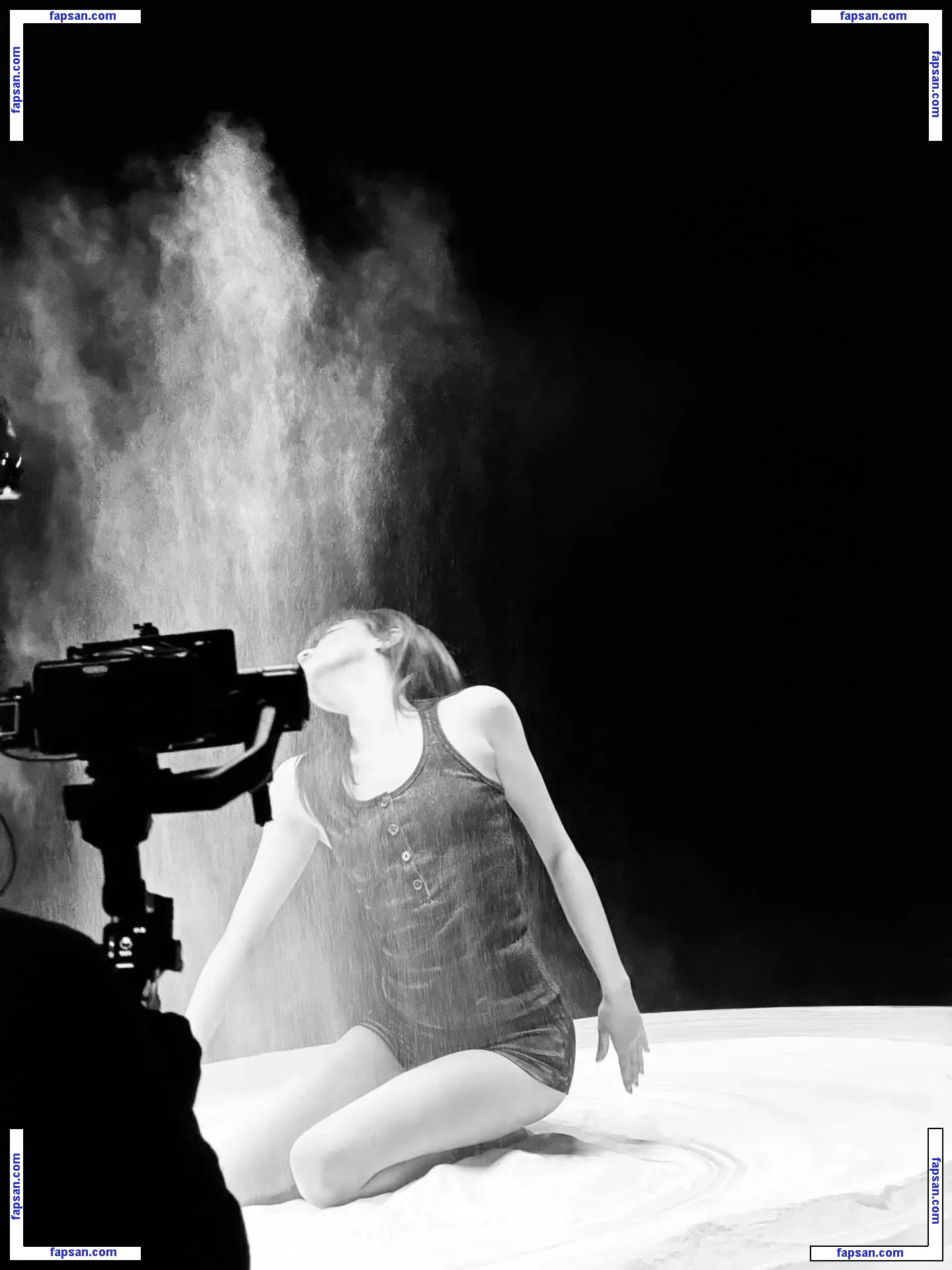 _Yuqi_ голая фото #0049 с Онлифанс