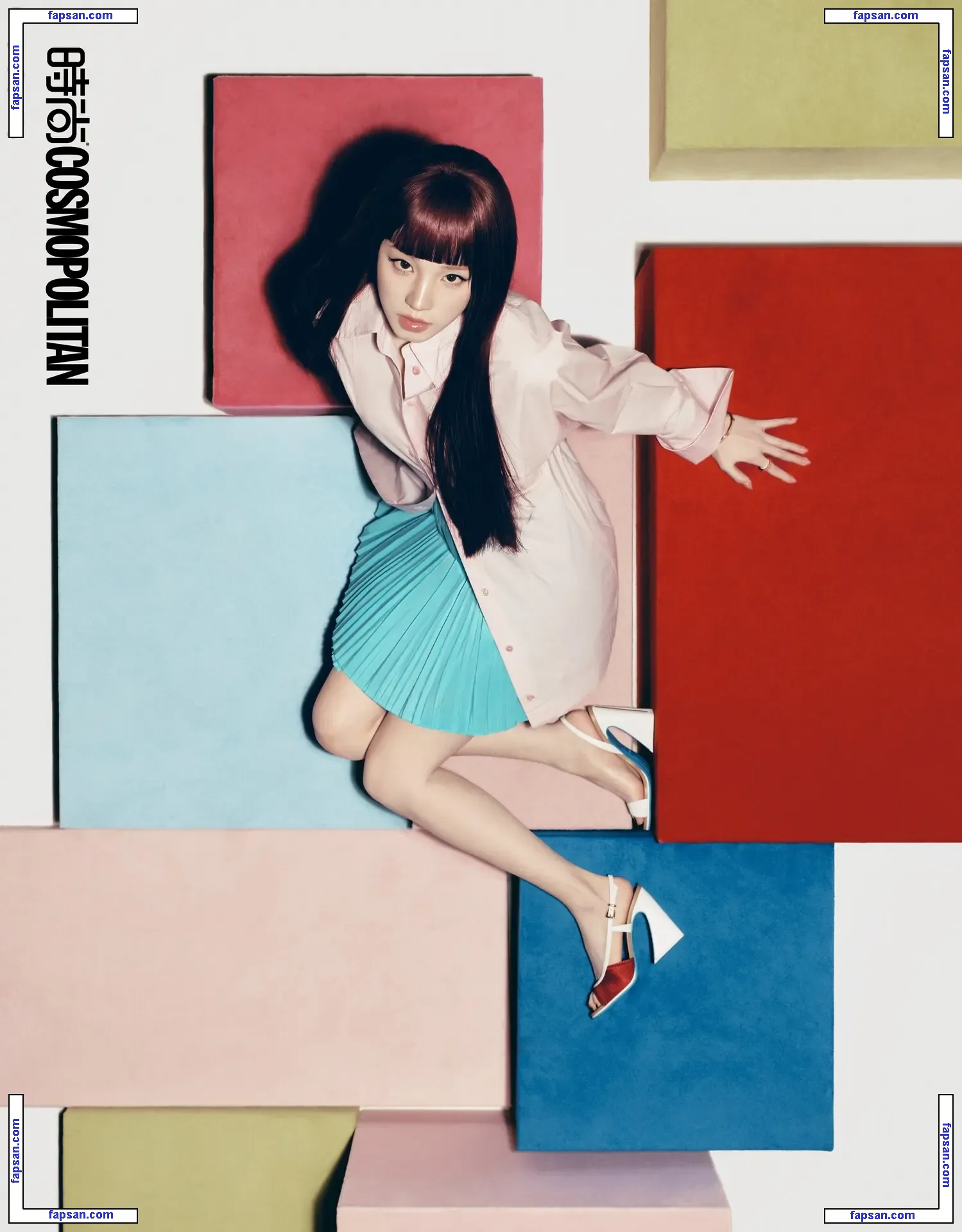 _Yuqi_ голая фото #0054 с Онлифанс