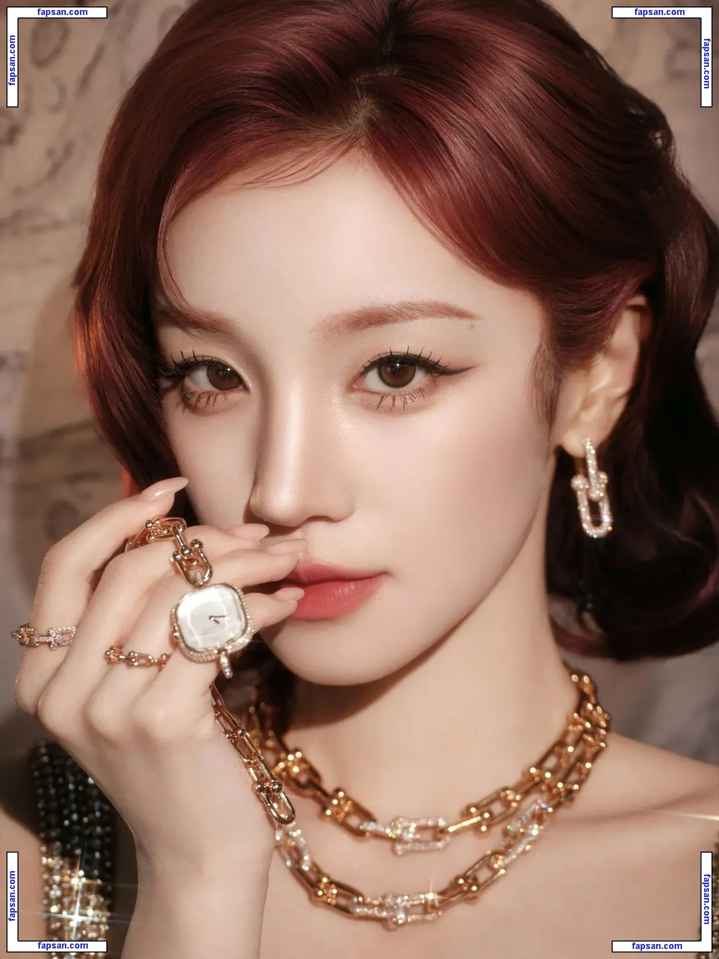 _Yuqi_ голая фото #0065 с Онлифанс