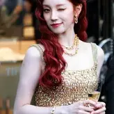 _Yuqi_ голая #0075