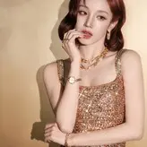 _Yuqi_ голая #0087