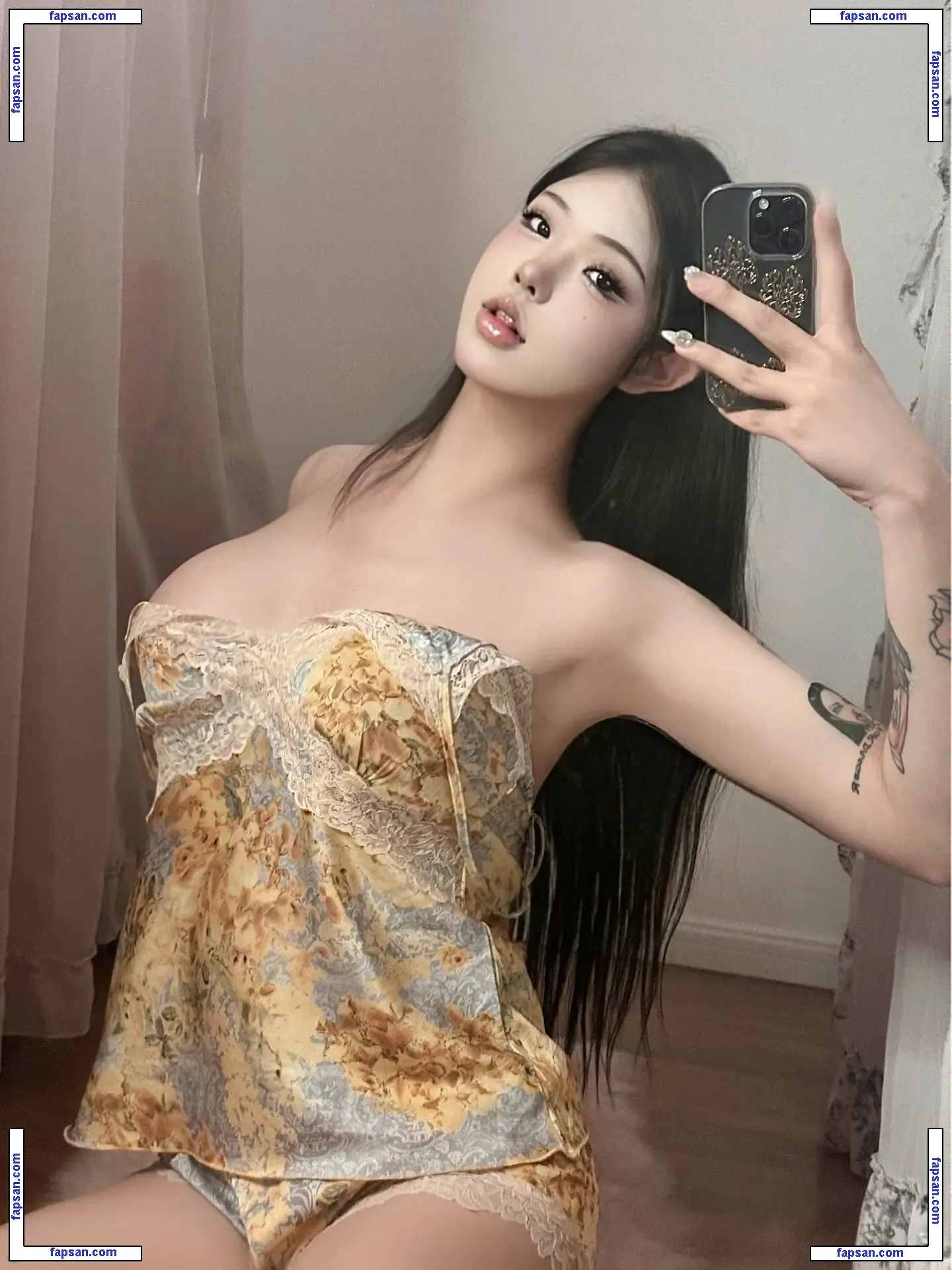 Yuzichucunqi / YesDaddy1069 / azukichwan nude photo #0021 from OnlyFans