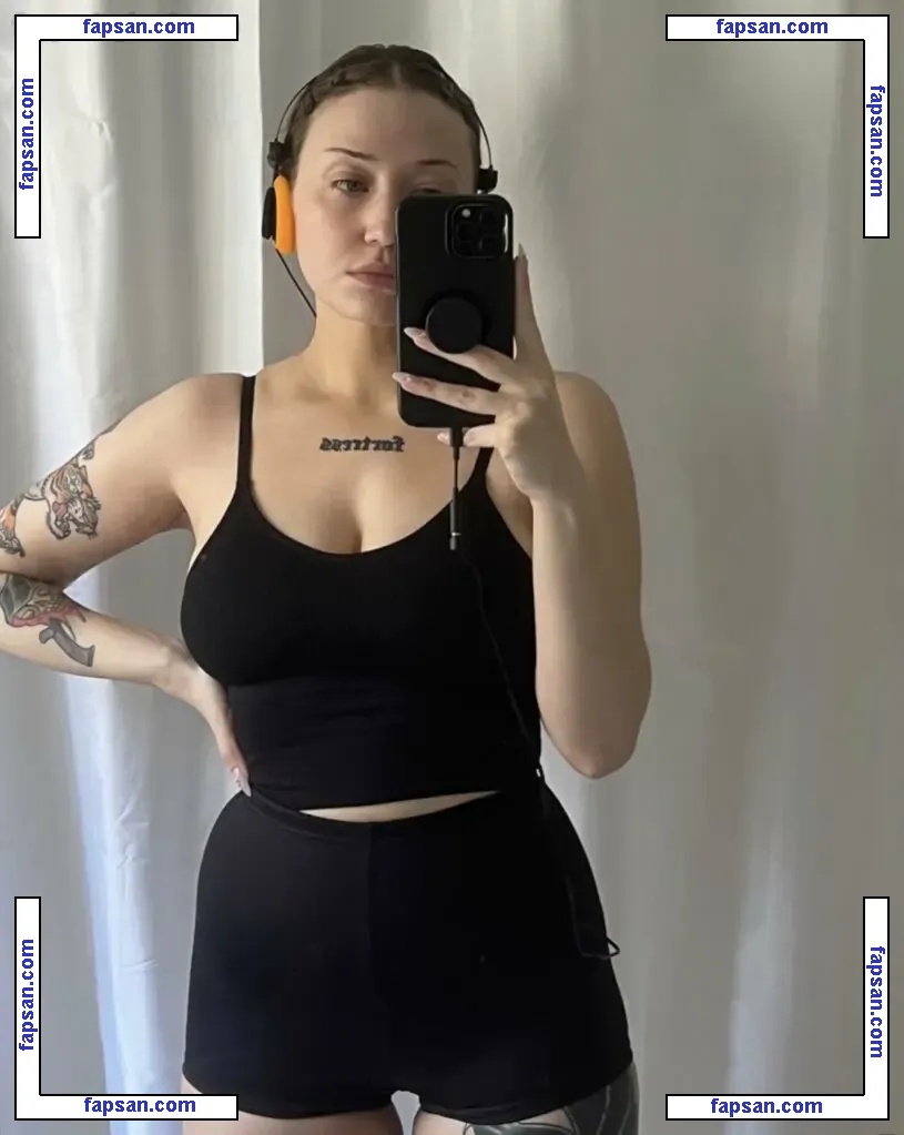 yyentaa nude photo #0003 from OnlyFans
