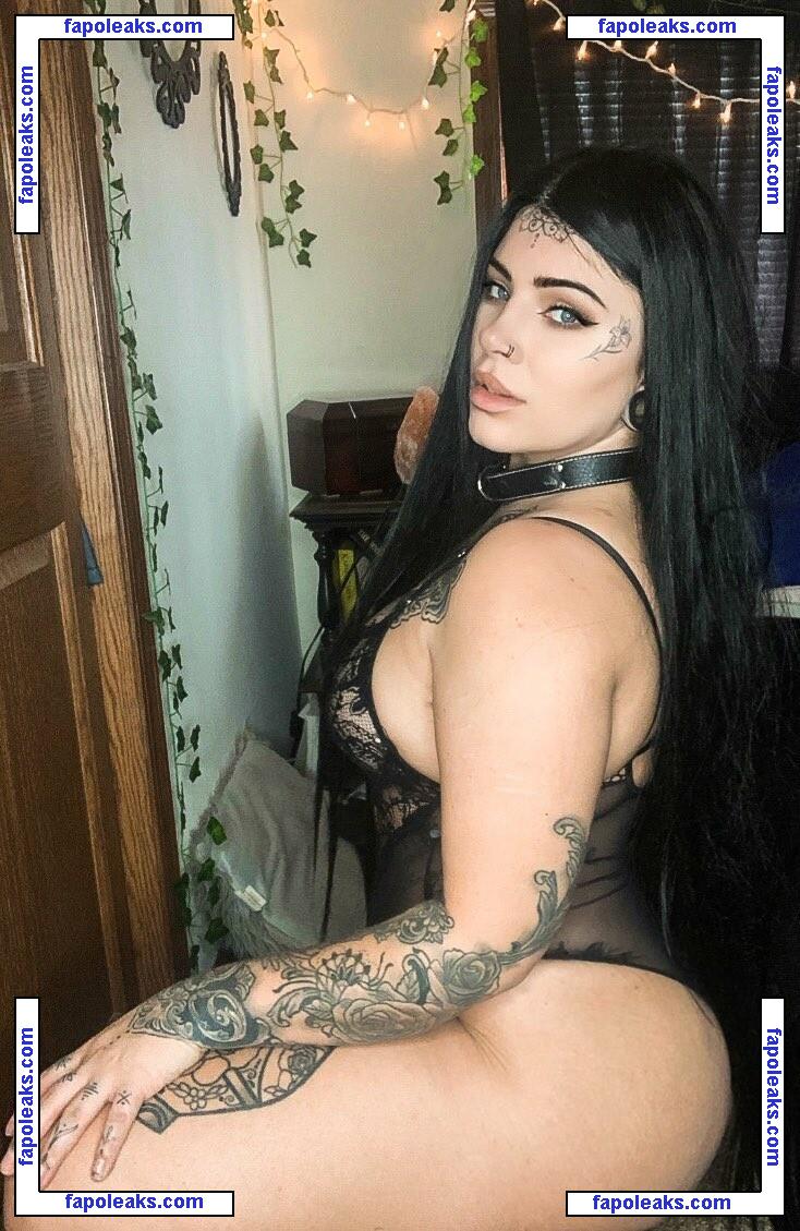 Zahja / zahja__ / zahjalocs nude photo #0011 from OnlyFans