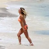 Zara Holland голая #0394