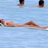 Zara Holland голая #0404