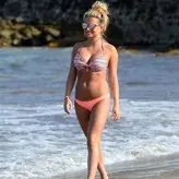 Zara Holland голая #0423