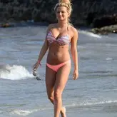 Zara Holland голая #0435
