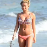 Zara Holland голая #0445