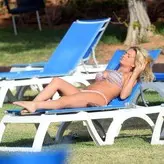 Zara Holland голая #0454