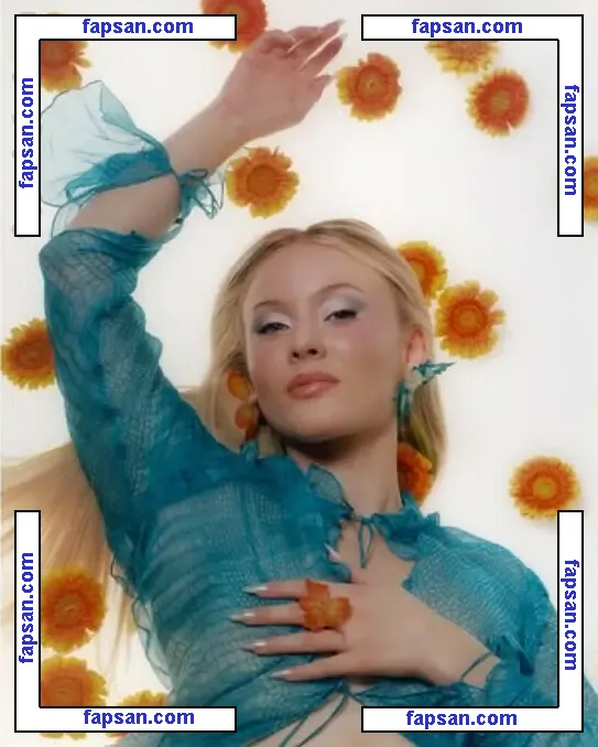 Zara Larsson nude photo #0033 from OnlyFans