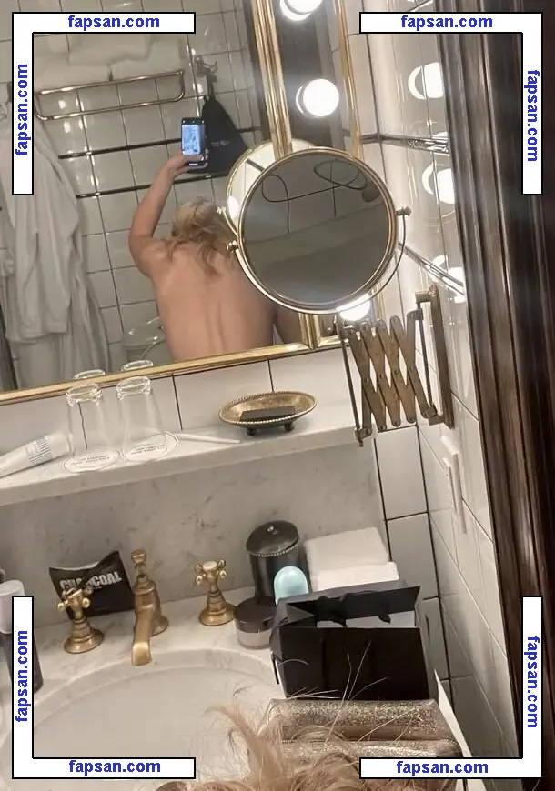 Zara Larsson голая фото #0177 с Онлифанс