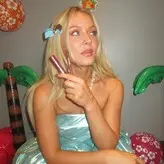 Zara Larsson nude #0050