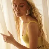 Zara Larsson nude #0121