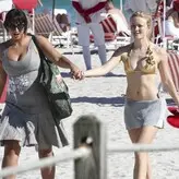 Zara Larsson голая #0140