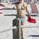 Zara Larsson голая #0146