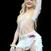 Zara Larsson голая #0147