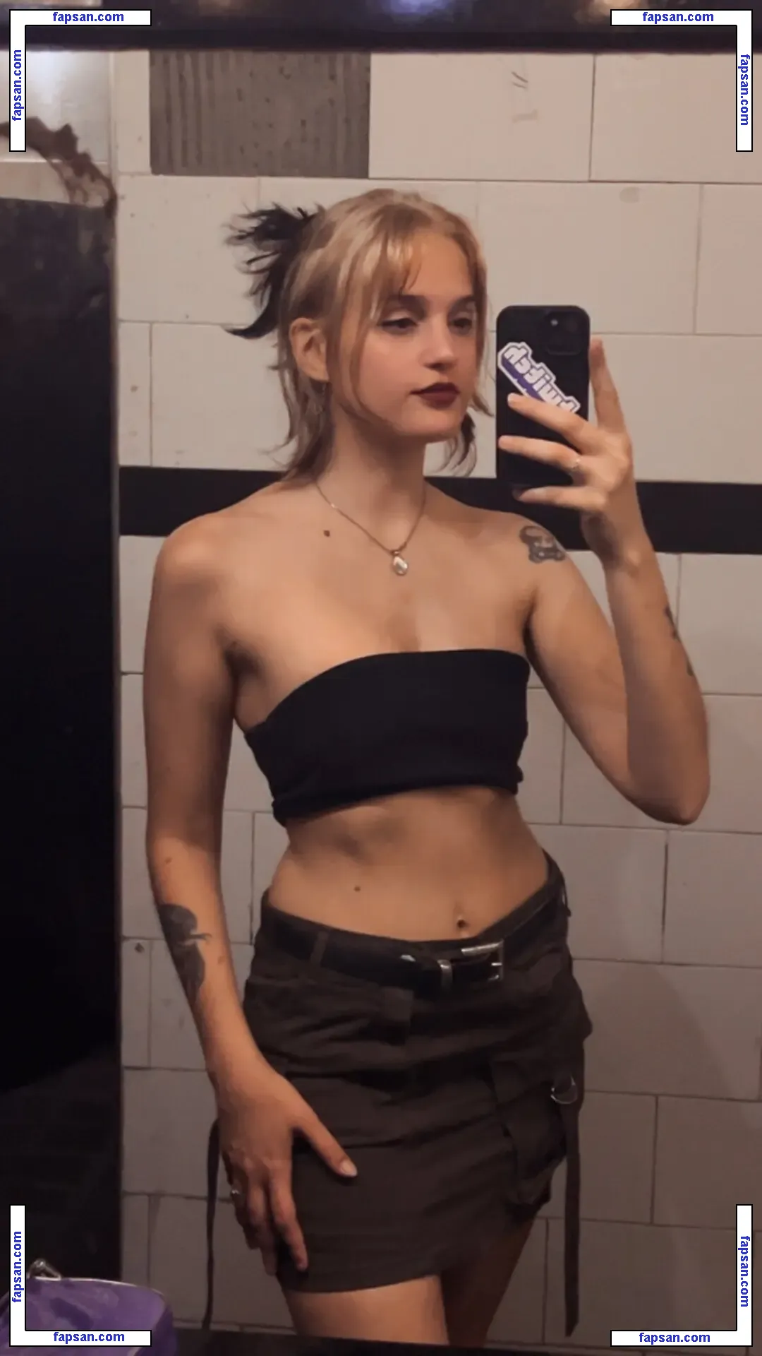 Zardecay голая фото #0007 с Онлифанс