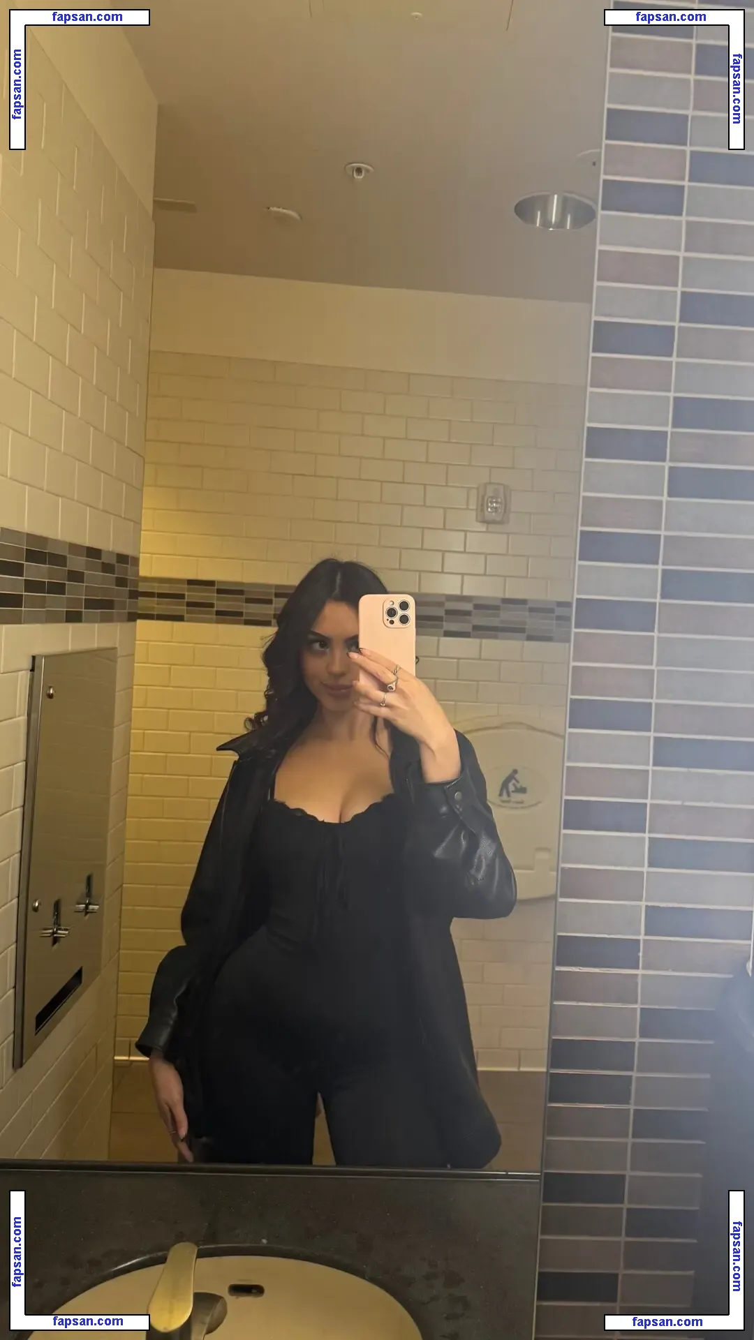 Zareth Alcantar голая фото #0007 с Онлифанс