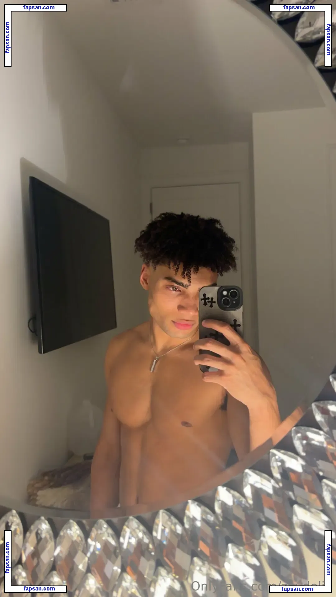 zaydelie nude photo #0010 from OnlyFans