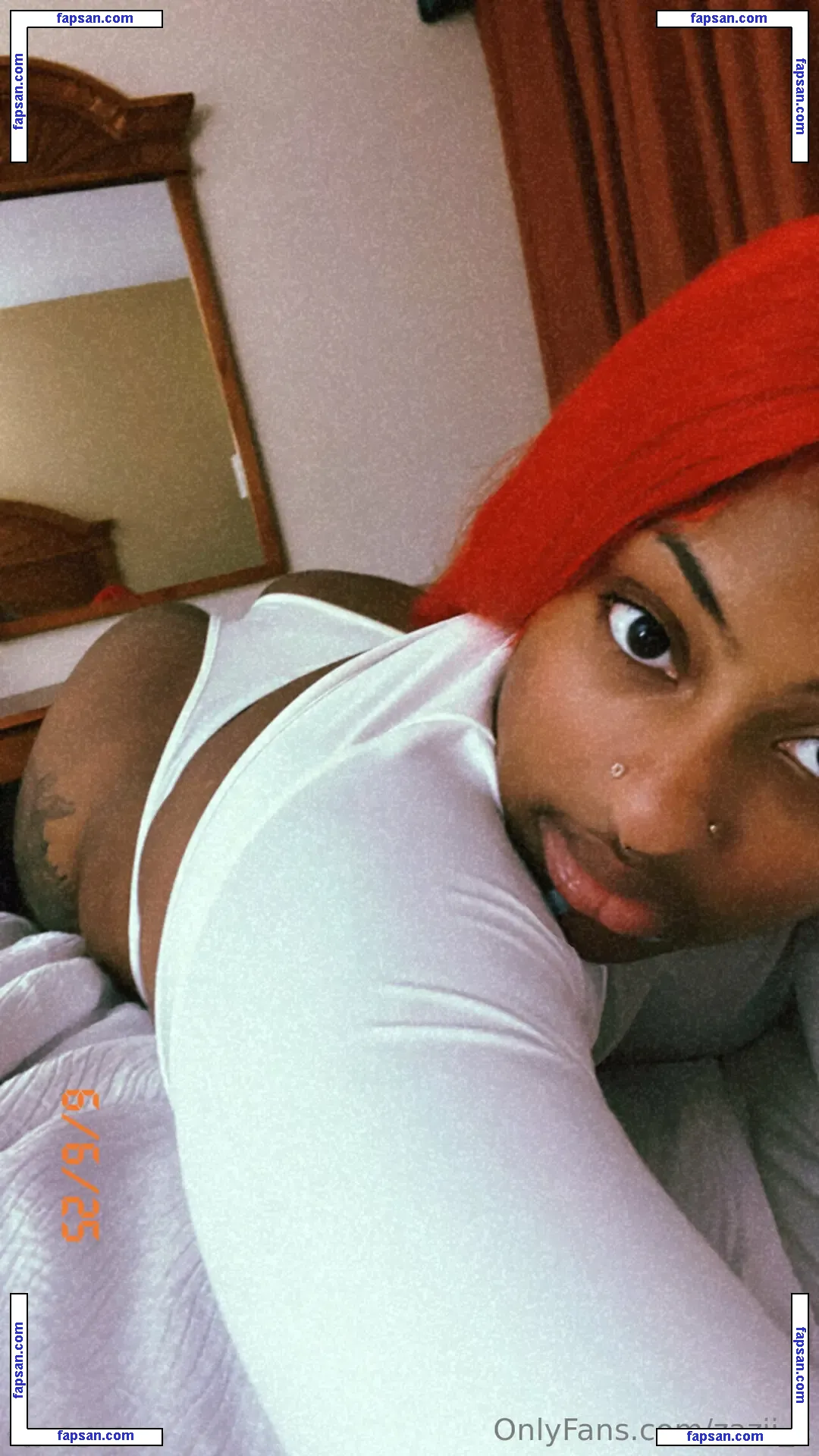 zazii_k nude photo #0001 from OnlyFans