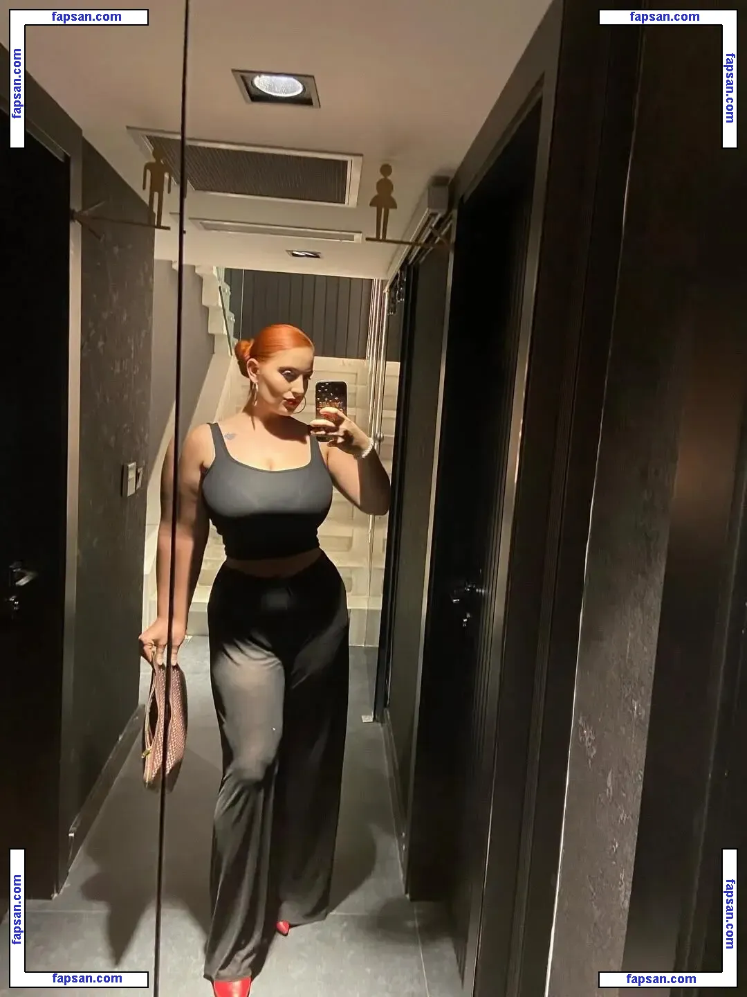 Zehra Aslan nude photo #0021 from OnlyFans