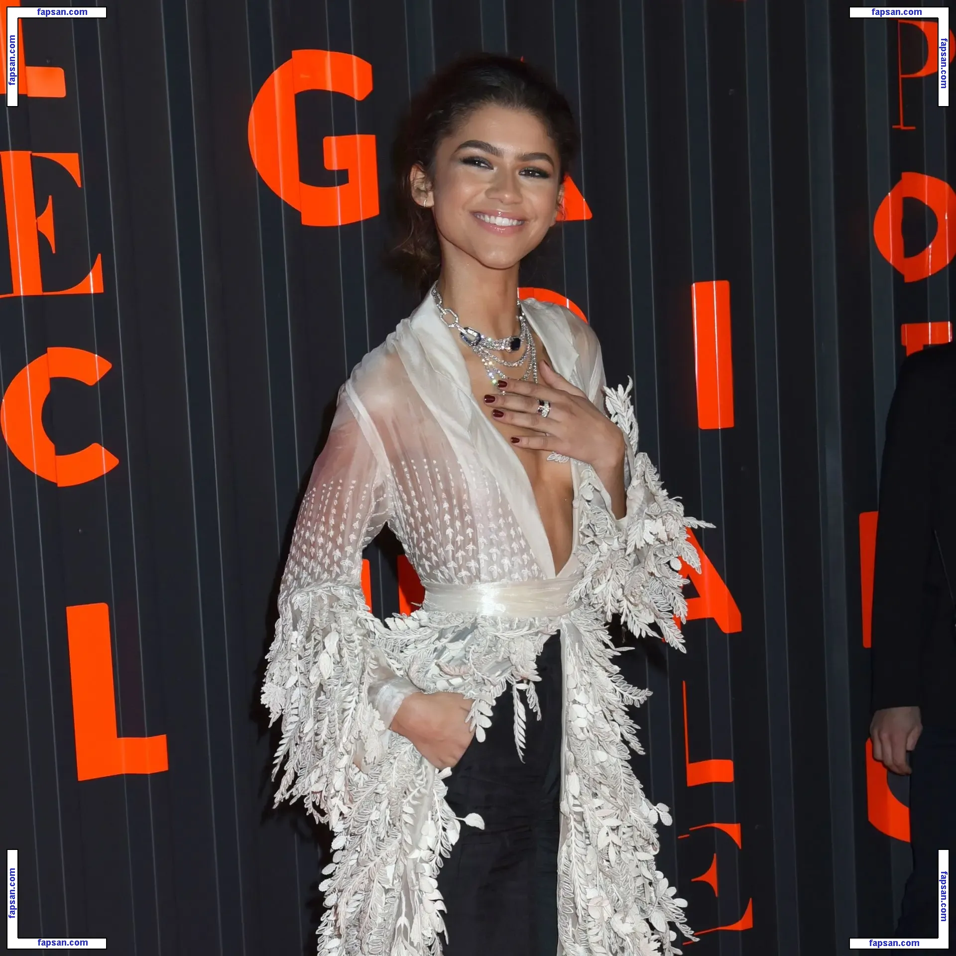 Zendaya nude photo #0243 from OnlyFans