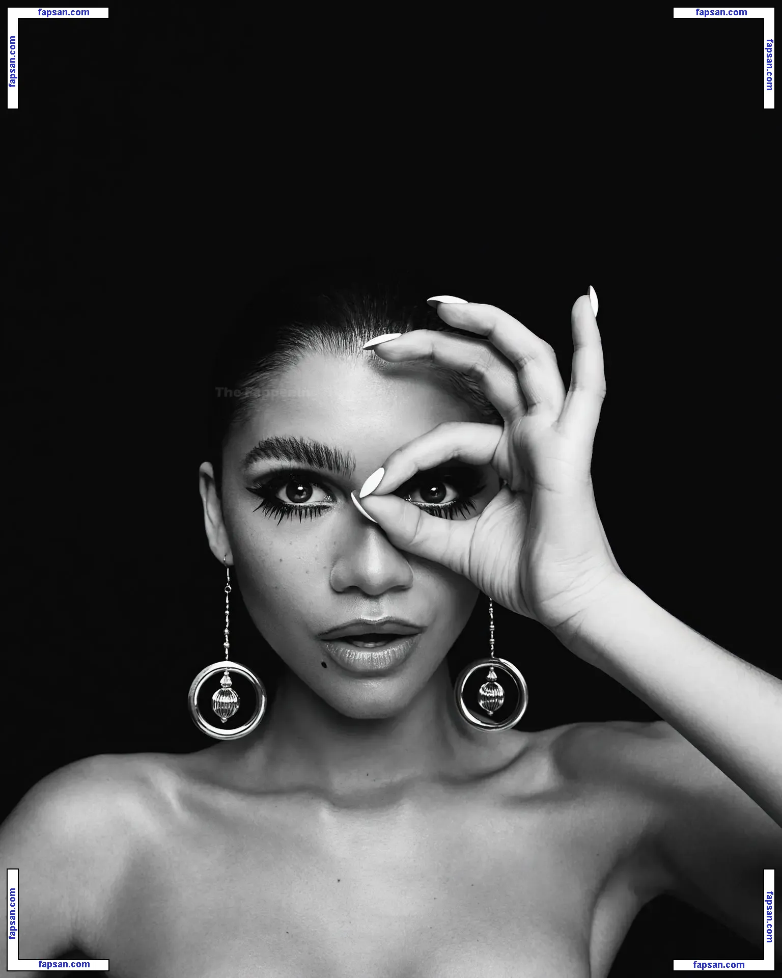Zendaya nude photo #0294 from OnlyFans