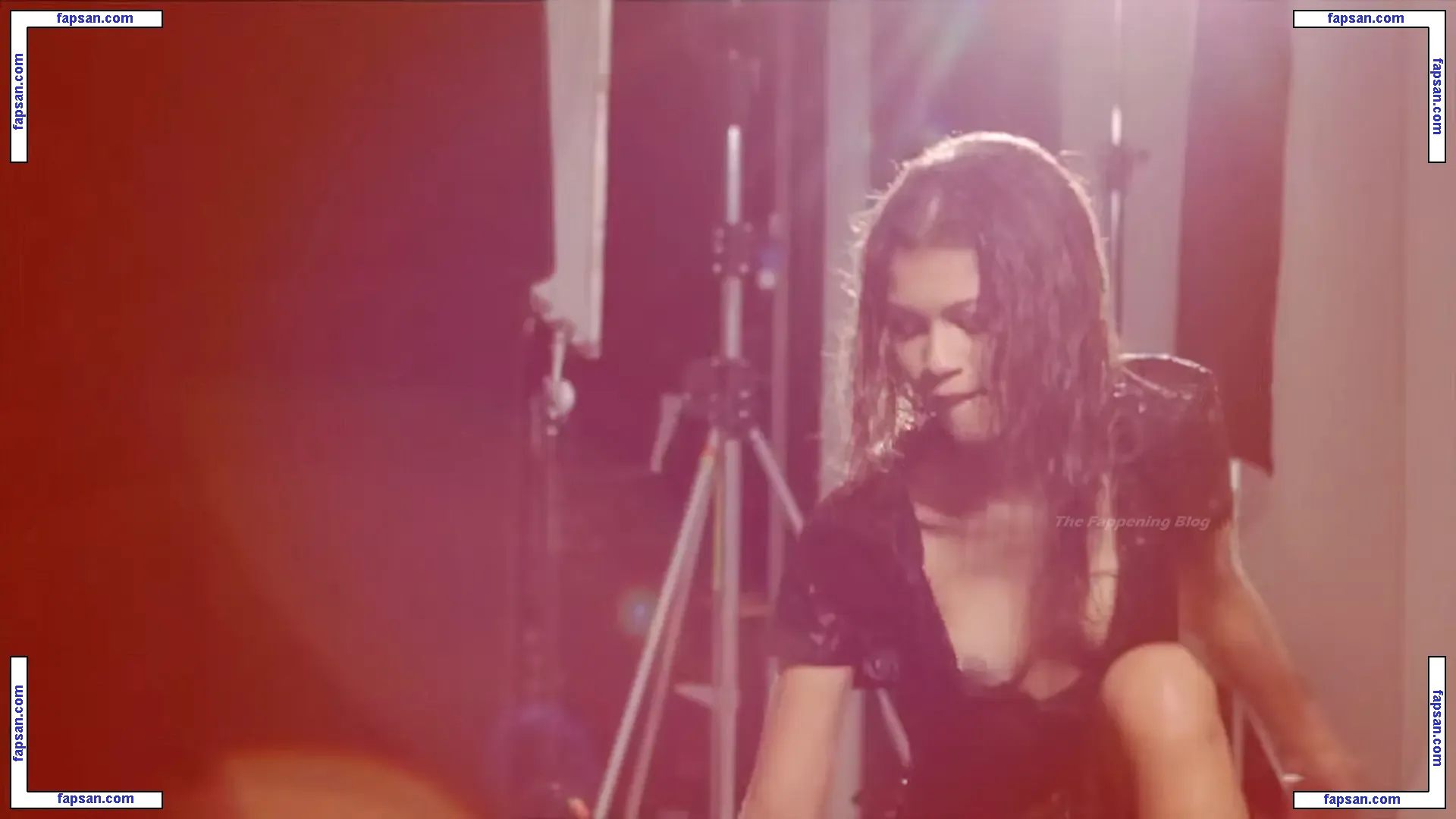 Zendaya nude photo #0304 from OnlyFans
