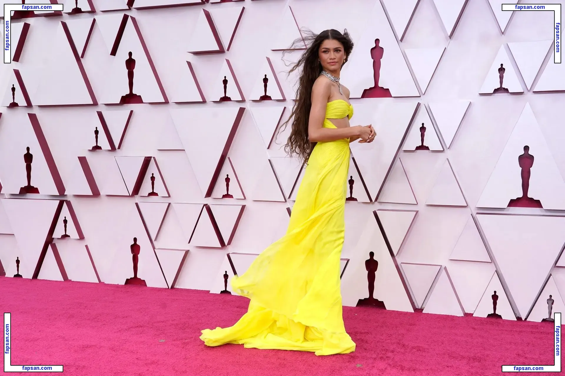 Zendaya nude photo #0329 from OnlyFans
