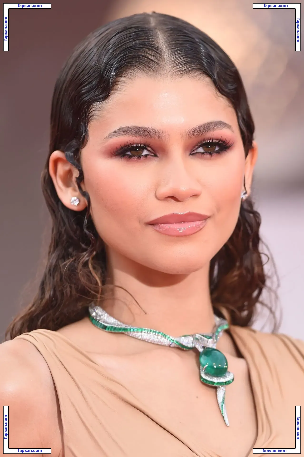 Zendaya nude photo #0571 from OnlyFans