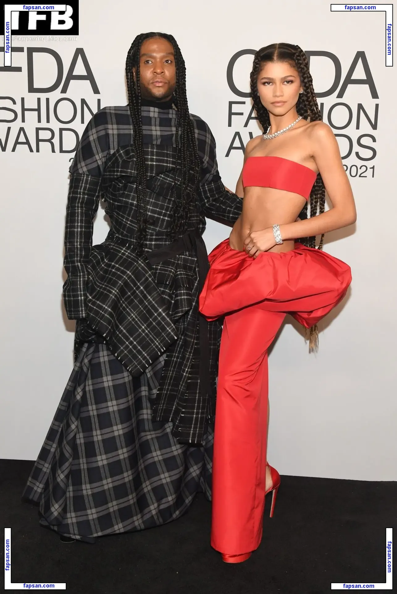 Zendaya nude photo #1025 from OnlyFans