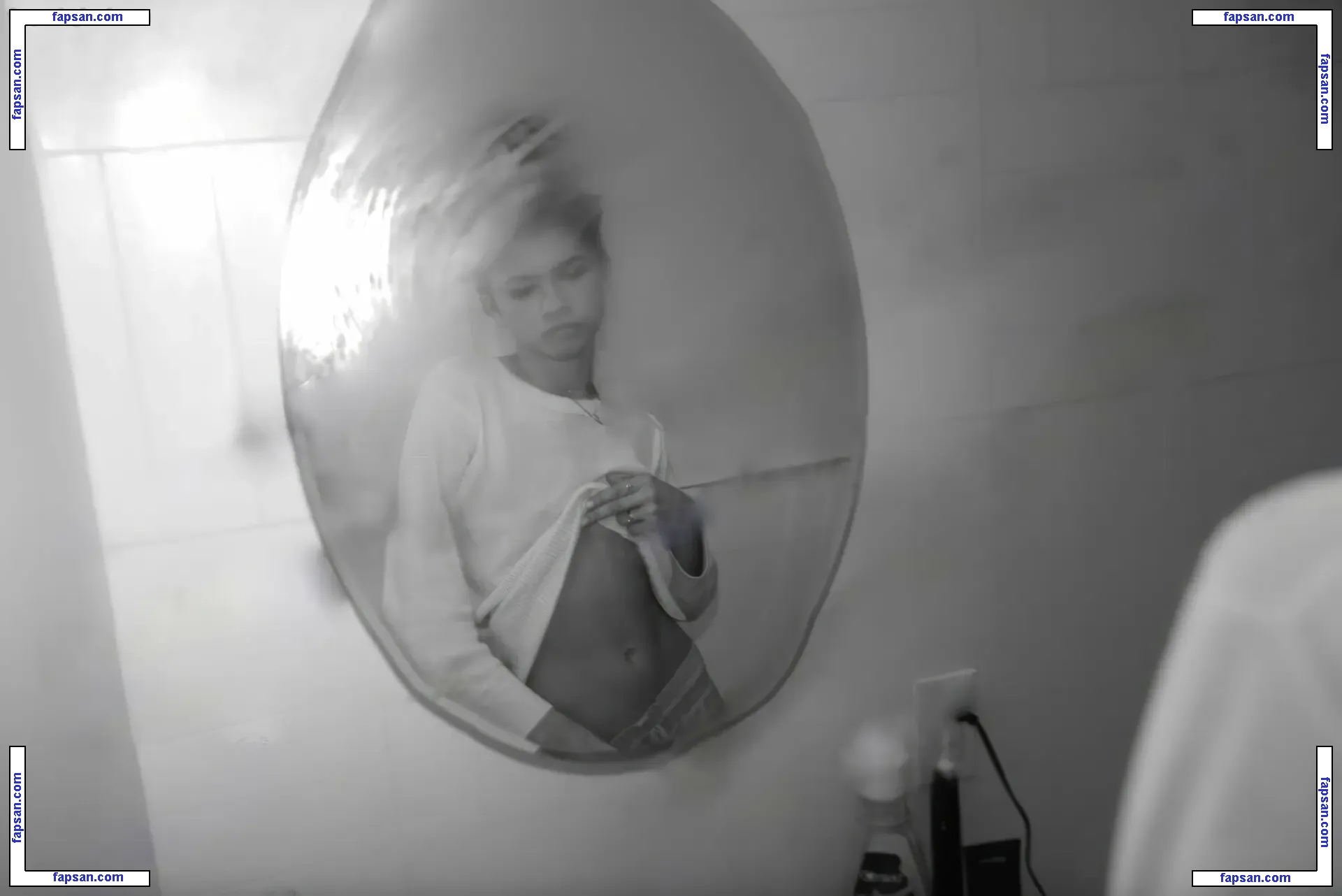 Zendaya nude photo #1968 from OnlyFans
