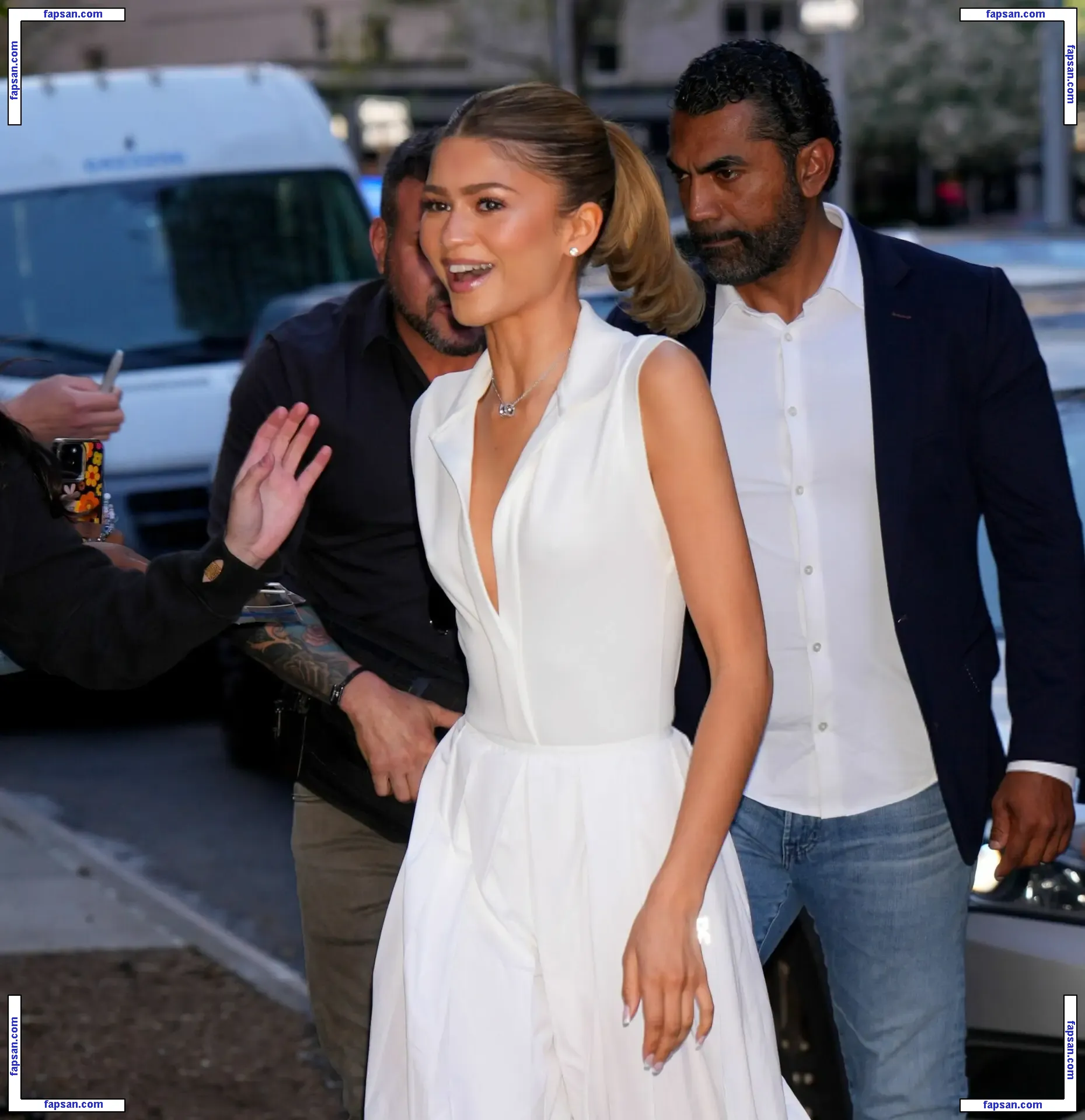 Zendaya nude photo #3147 from OnlyFans