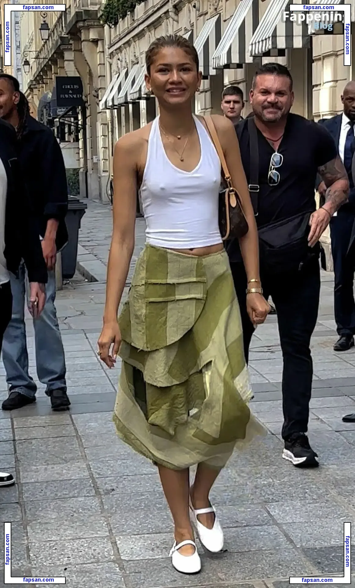 Zendaya nude photo #3322 from OnlyFans