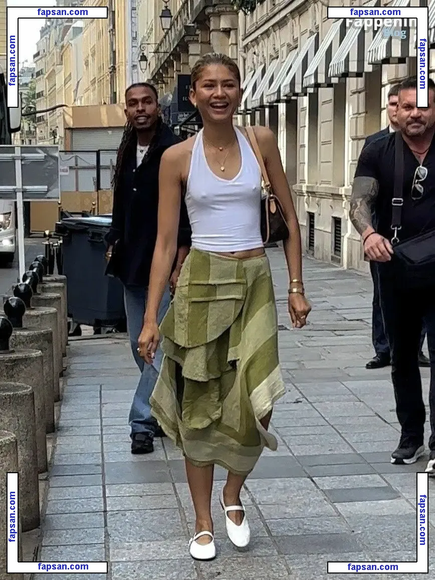 Zendaya nude photo #3344 from OnlyFans
