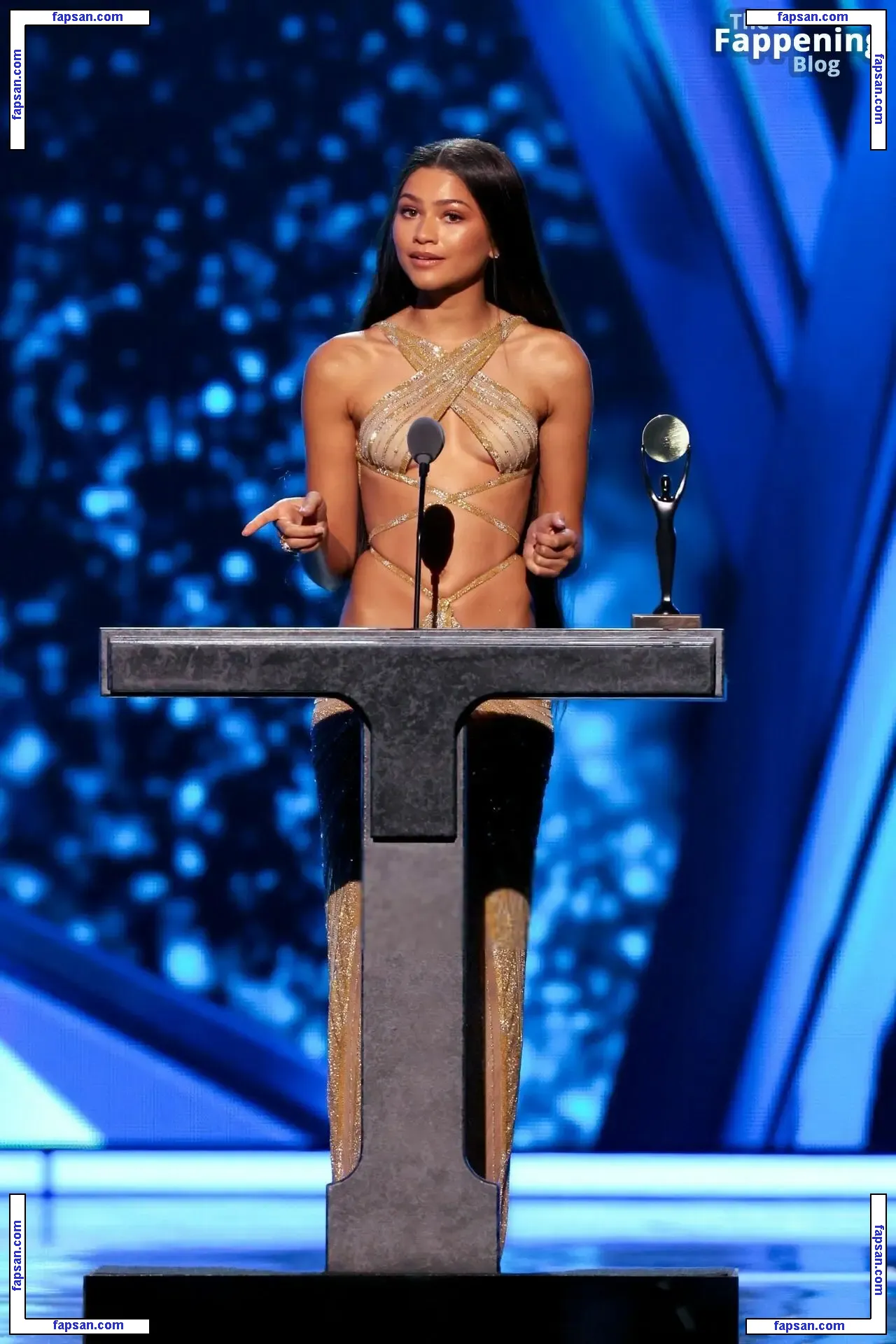 Zendaya nude photo #3447 from OnlyFans