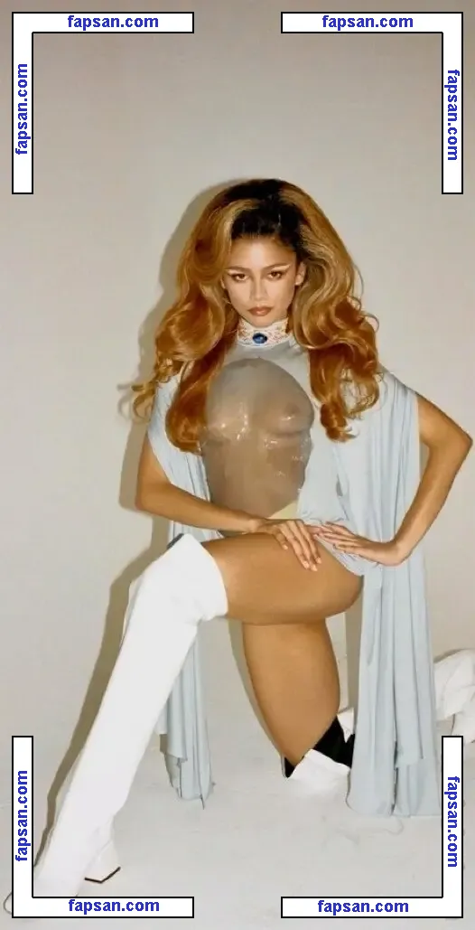Zendaya nude photo #3566 from OnlyFans