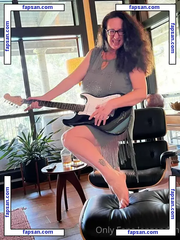 Zendenjen nude photo #0006 from OnlyFans