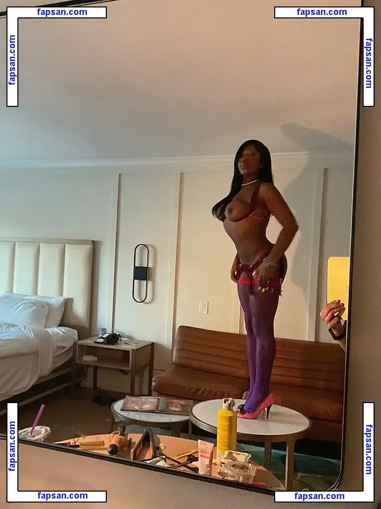 zepkins nude photo #0054 from OnlyFans