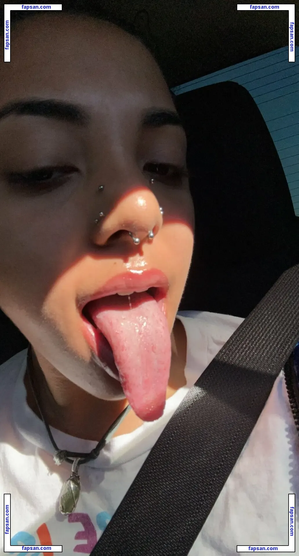 Zerella Skies nude photo #0006 from OnlyFans