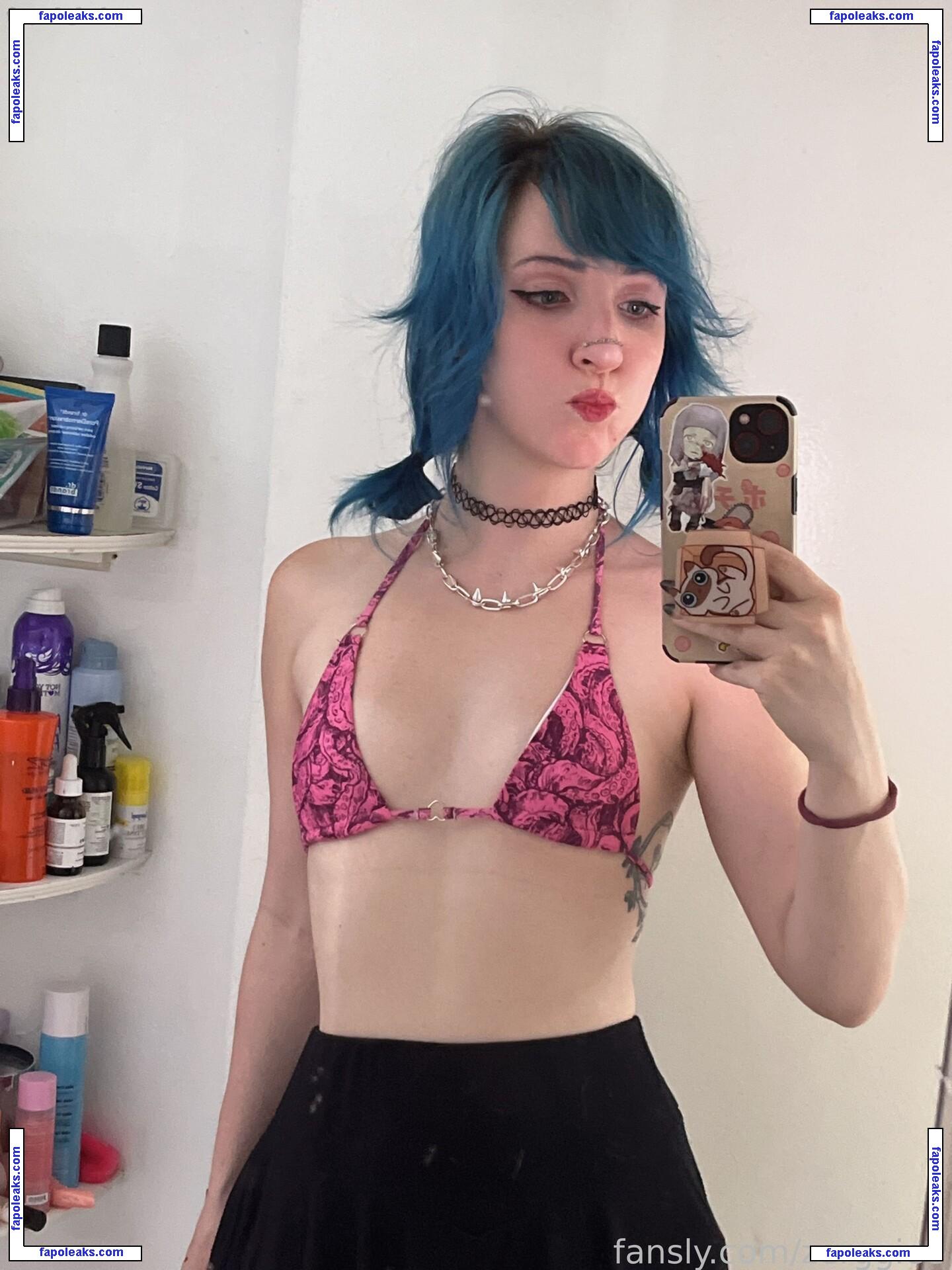 zerggiee nude photo #0042 from OnlyFans