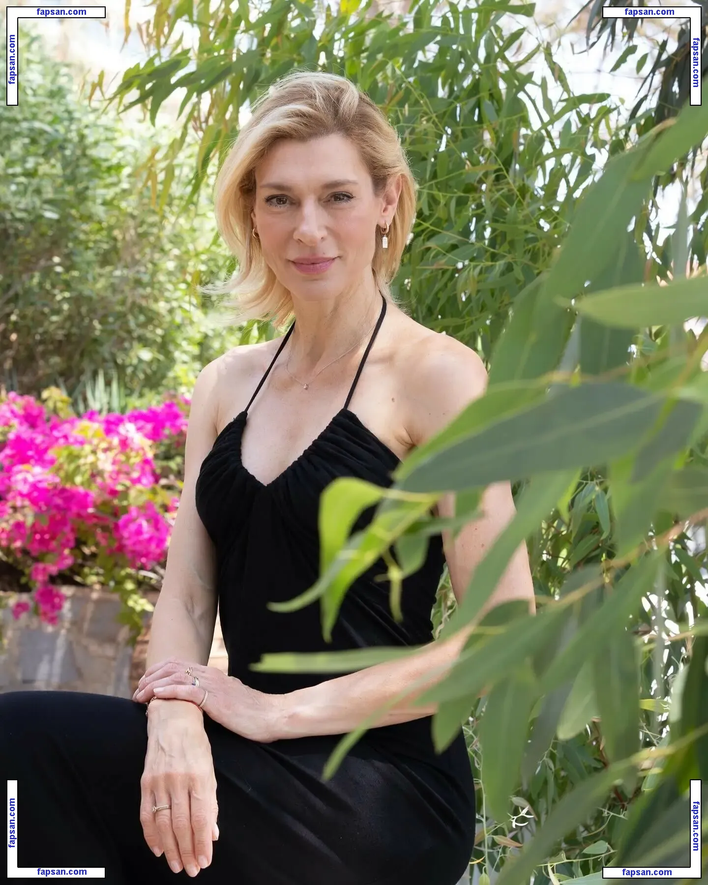 Zeta Douka голая фото #0009 с Онлифанс