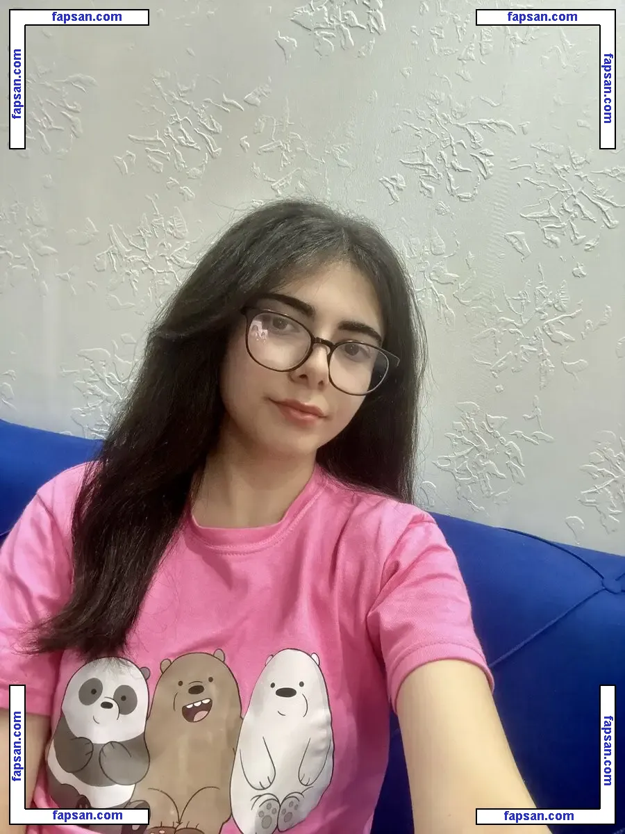 Zeynep çagış nude photo #0004 from OnlyFans