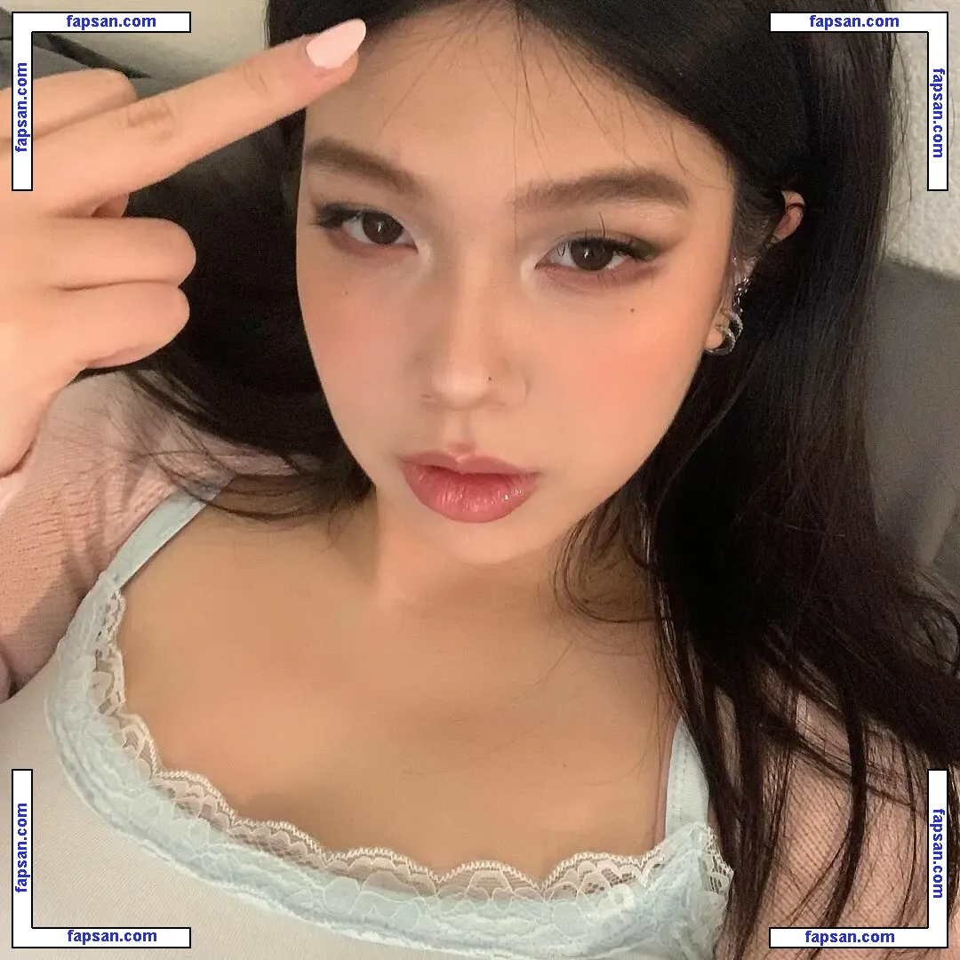 zhang_xinmu nude photo #0015 from OnlyFans