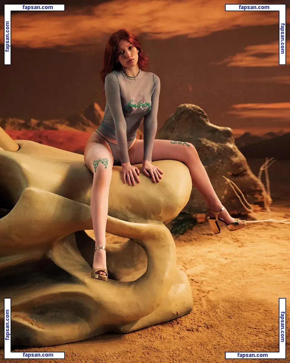 Zhenya Foxx nude photo #0036 from OnlyFans